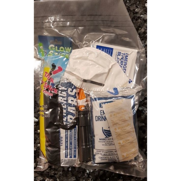 Vacpack Bag with Food & Water - No First Aid